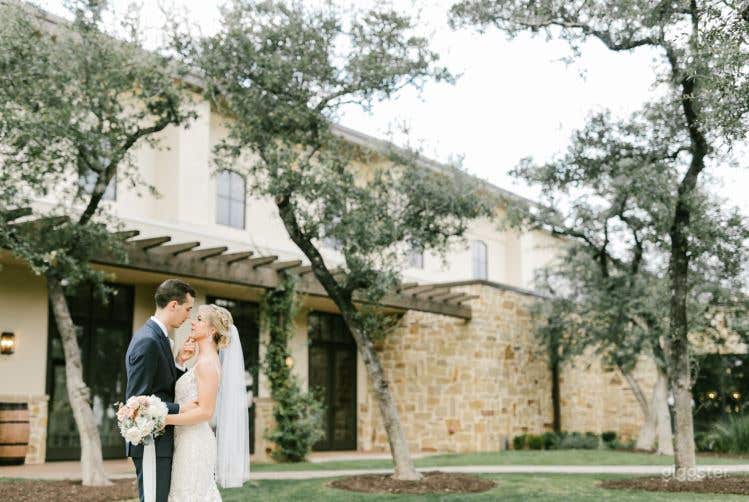 Lawn &amp; Views in Dripping Springs Photo 2