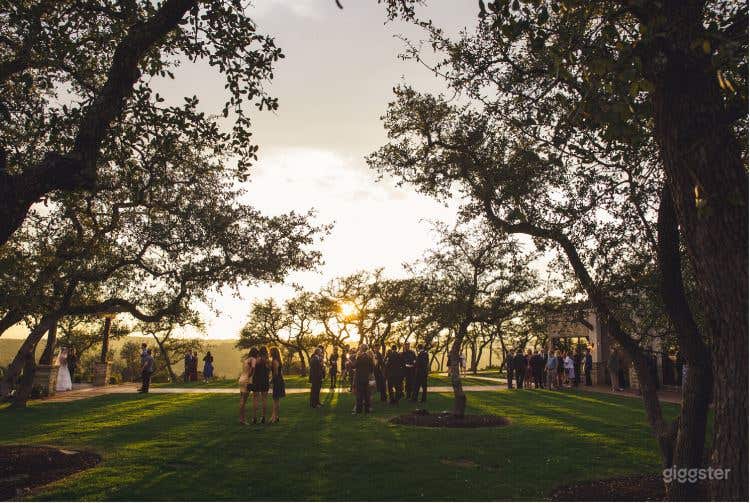 Lawn &amp; Views in Dripping Springs Photo 4