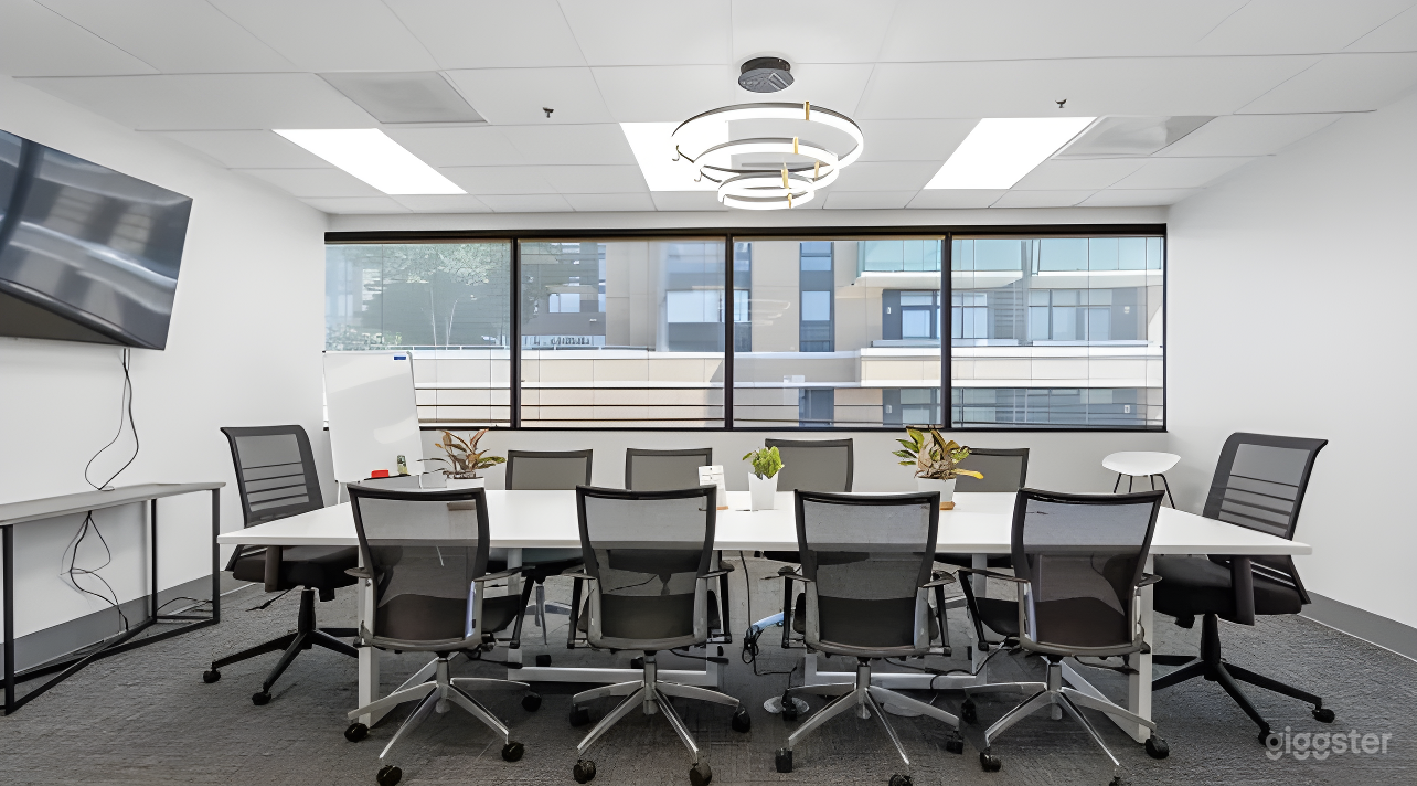 Large Conference Room in Towson Photo 1