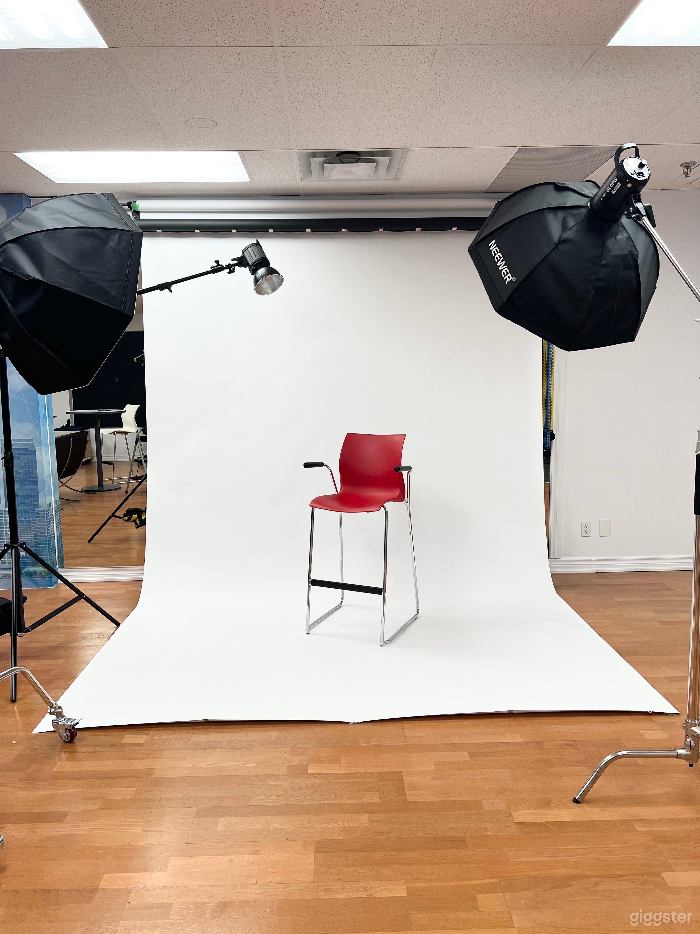 Vaughan Photography Studio Rental & Podcast Set up Photo 1