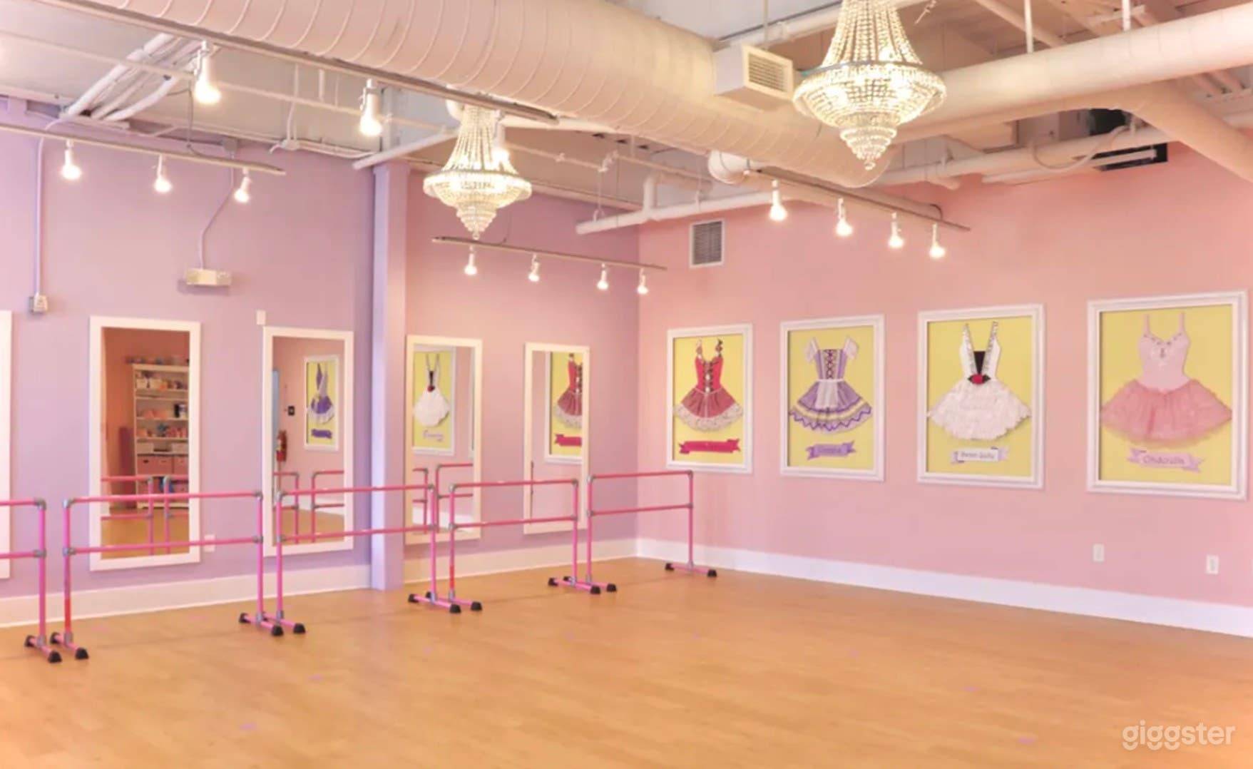 Elegant Boutique Studio At Halcyon Photo 2