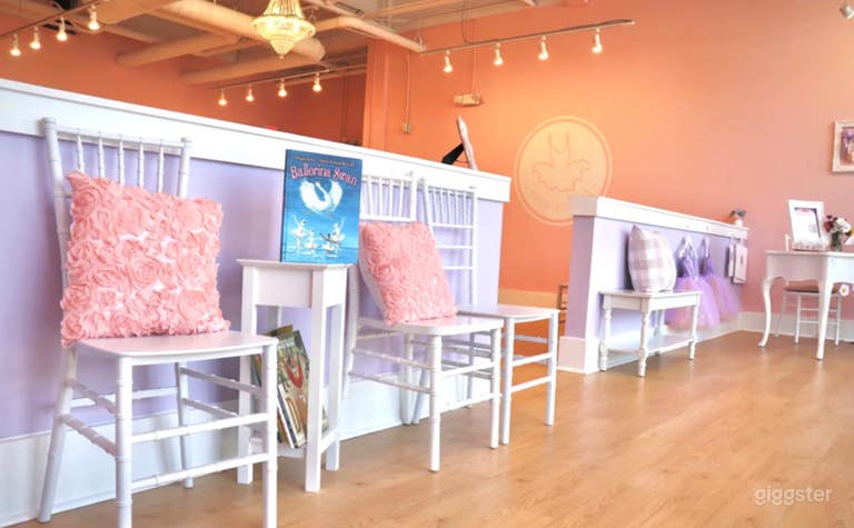  Elegant Boutique Studio At Halcyon 