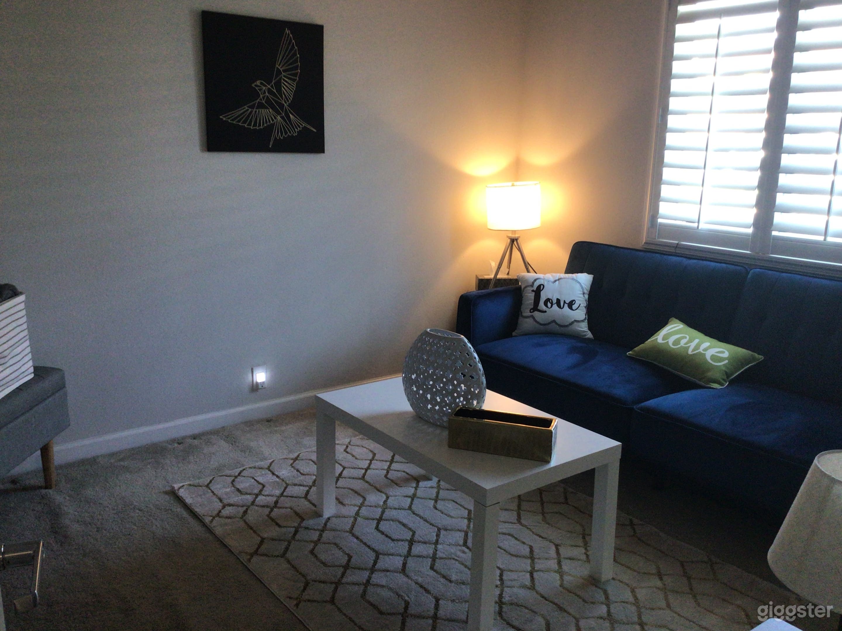 Contemporary Home in South Bay Photo 4