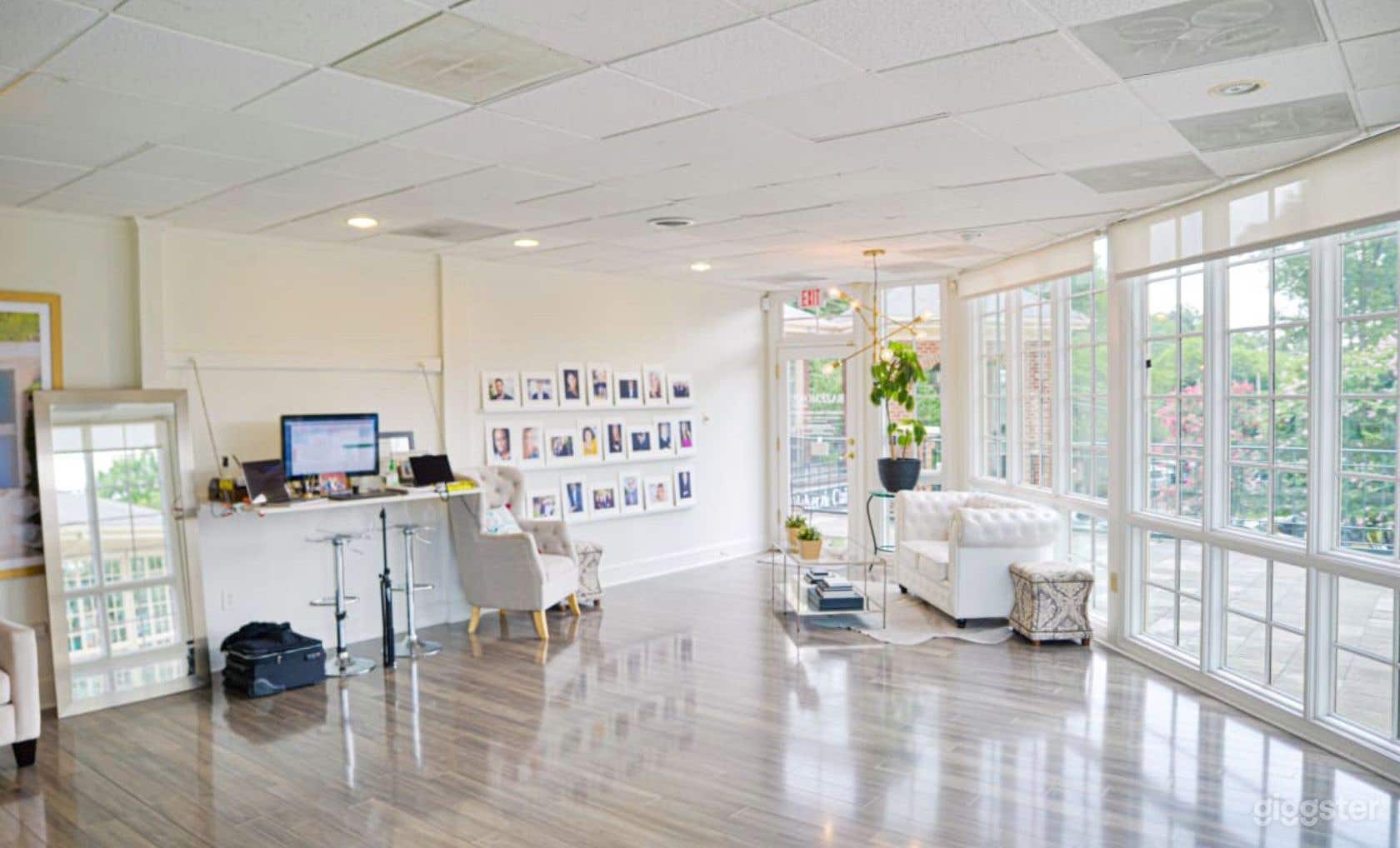 Boutique 2nd Floor Studio with Wall of Windows Photo 2