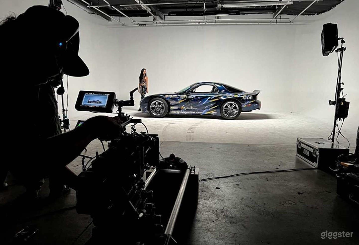 Pre-Lit RGB Cyc Wall Warehouse | Pink Box Studios Photo 2