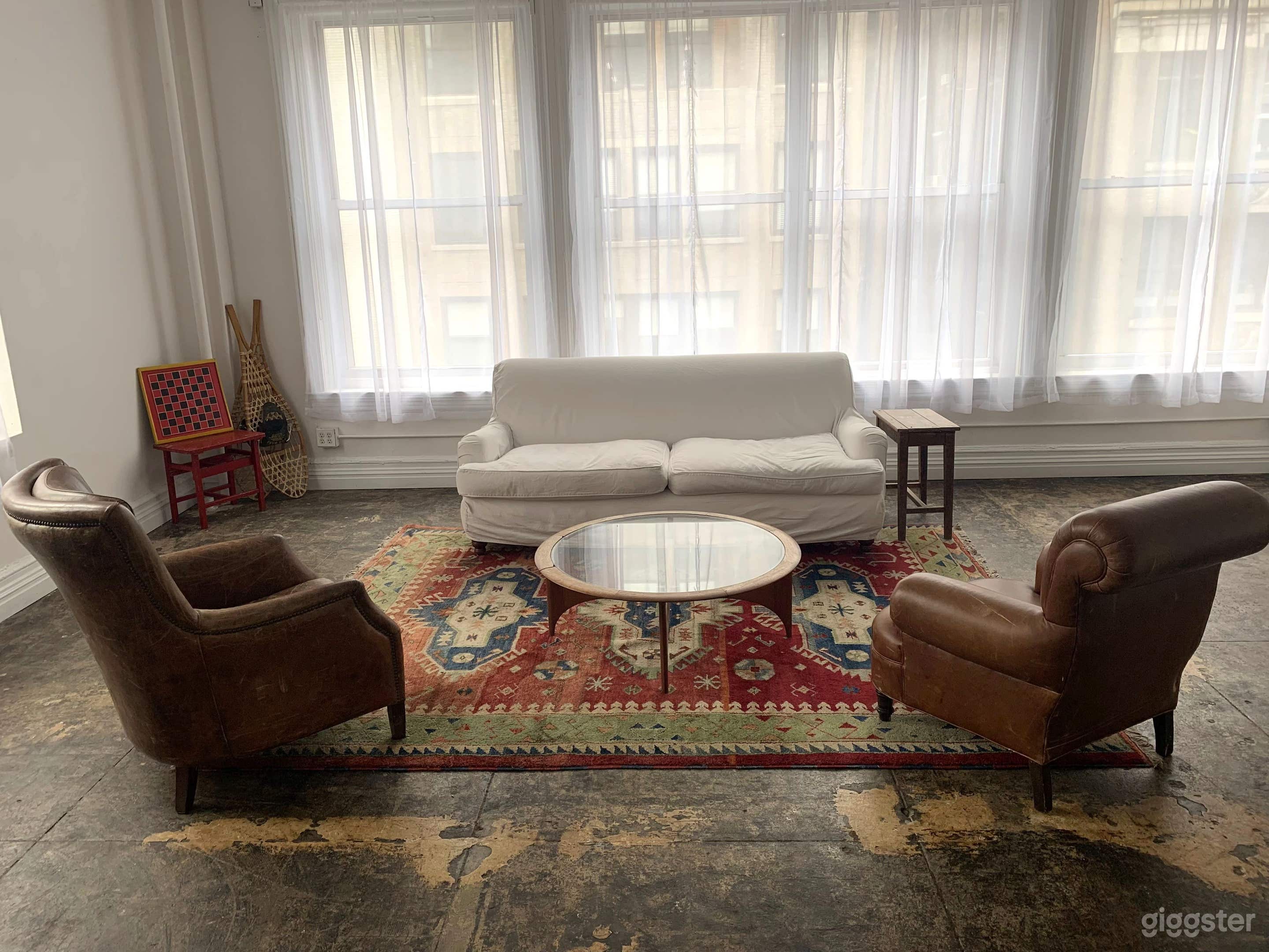 2,000 sq. ft. 10th Floor Studio Photo 4