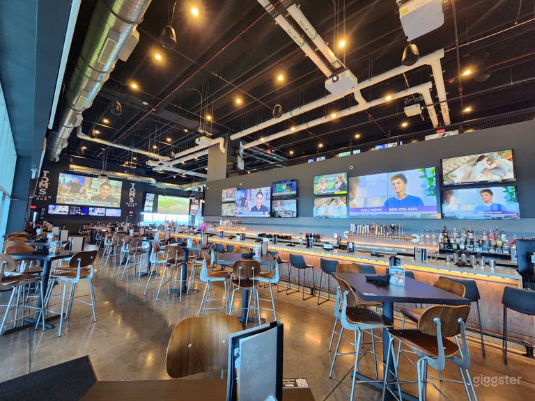  Loft Style Restaurant/Bar with Amazing Views 