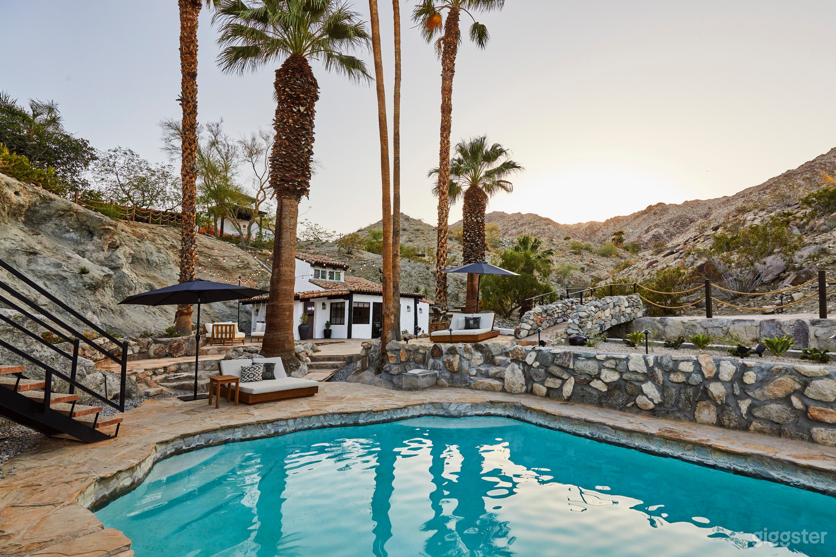The Luxurious Palm Desert Cinematic Villa Photo 2