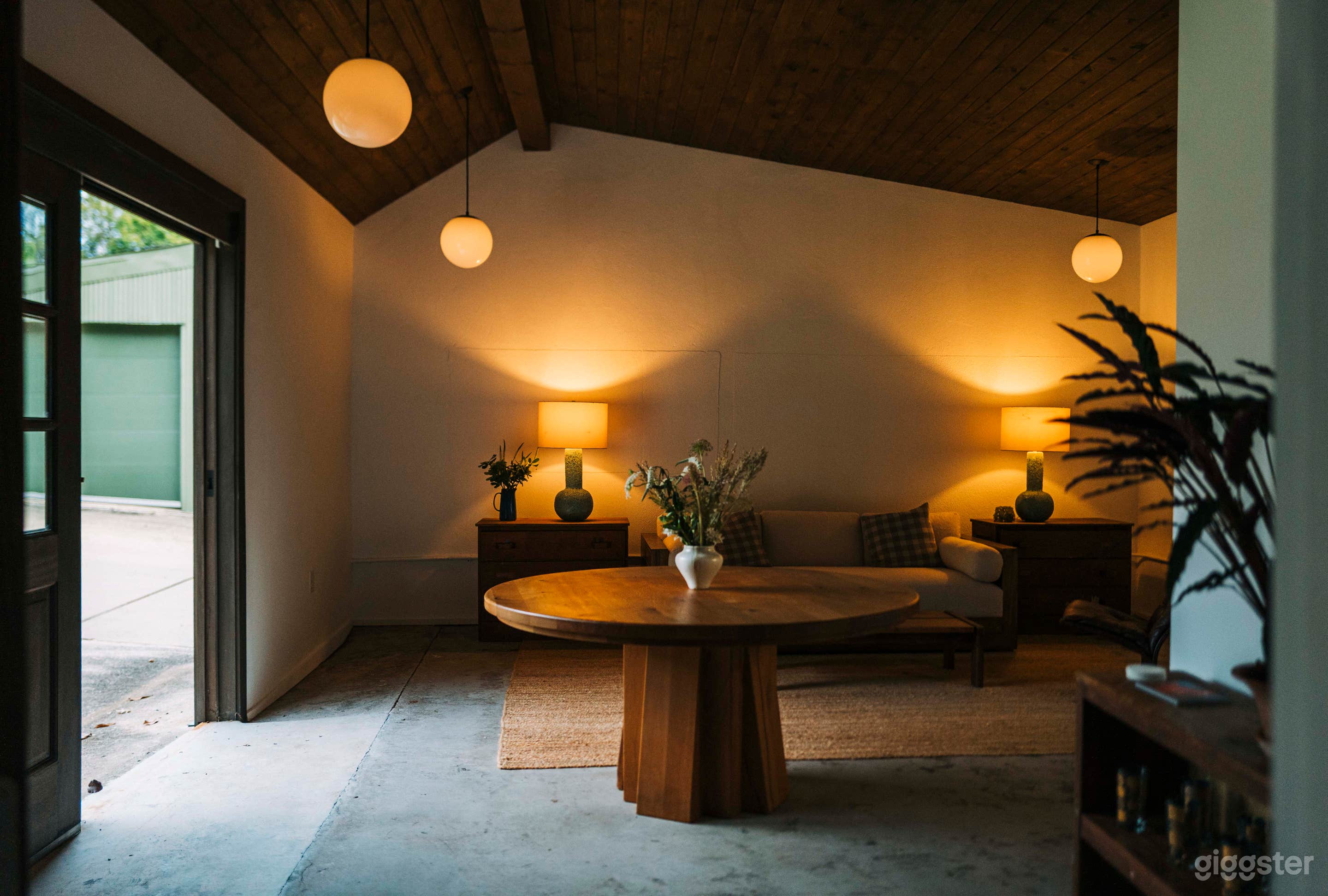 The Shed — Charming Creative Retreat in Historic Inman Park Photo 2