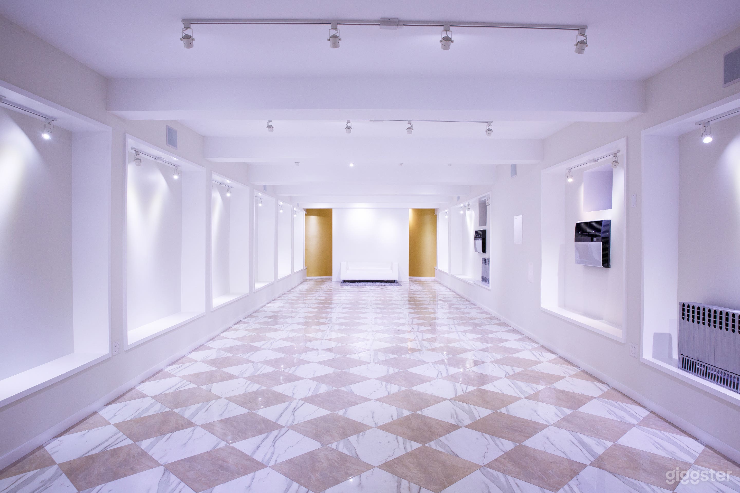 Old Brooklyn Bank with Vault. 4000sf of open space Photo 4