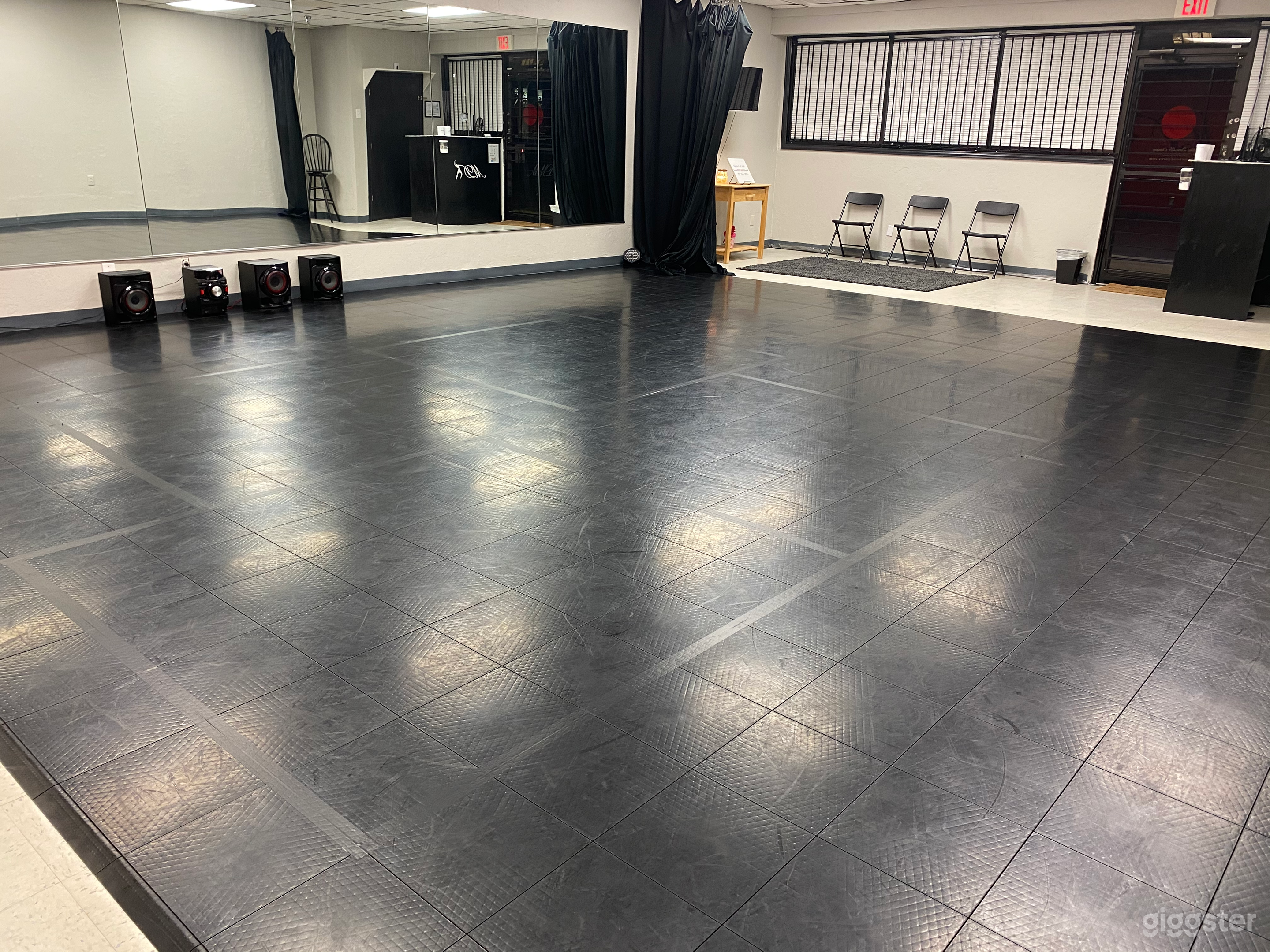 Open Dance Studio Venue  Photo 2