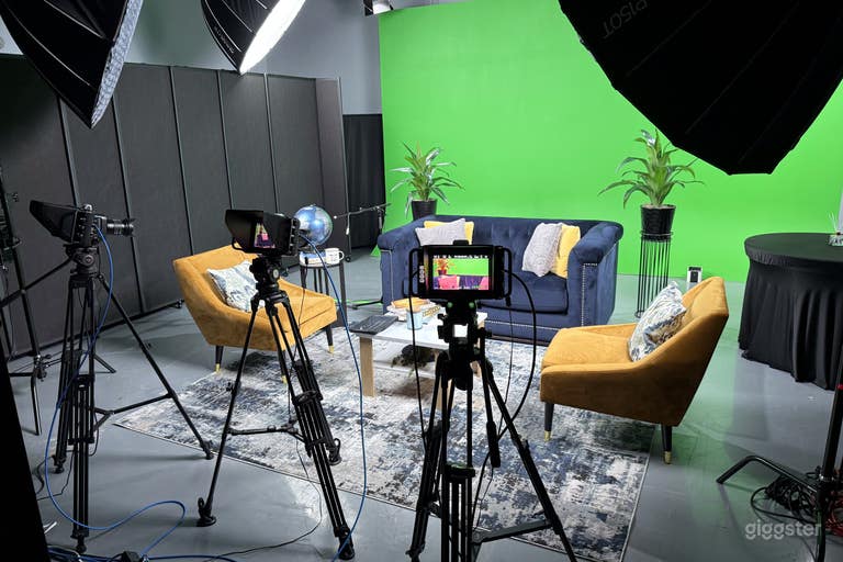  Green Screen + Studio Podcast 