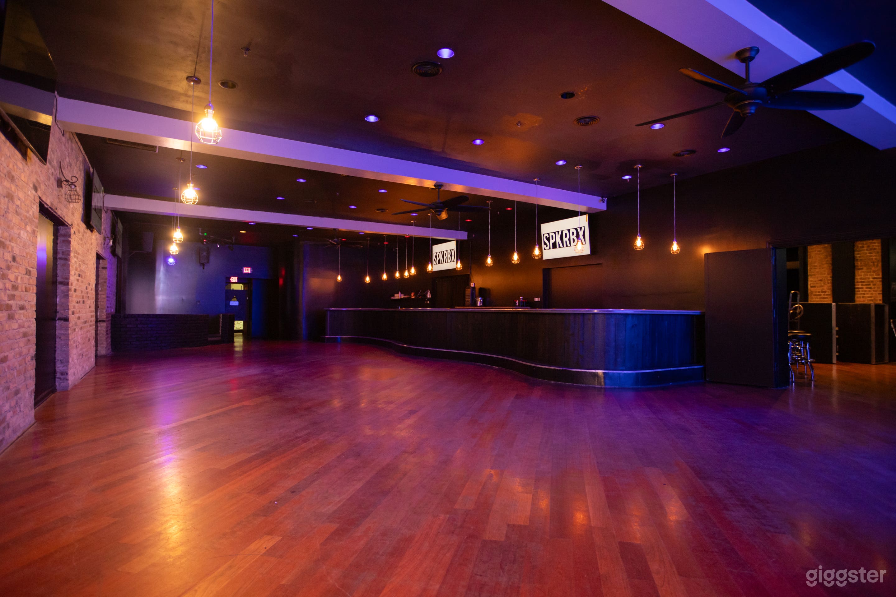 CHICAGO'S NEW AND MODERN EVENT SPACE Photo 4