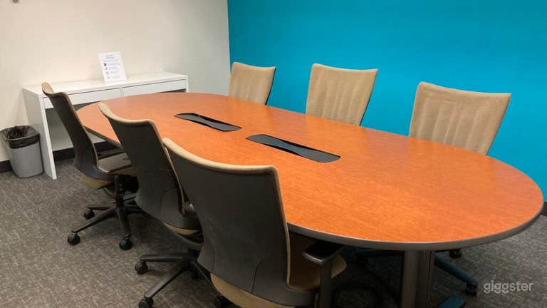  Kauai: Quiet Spacious Conference Room  