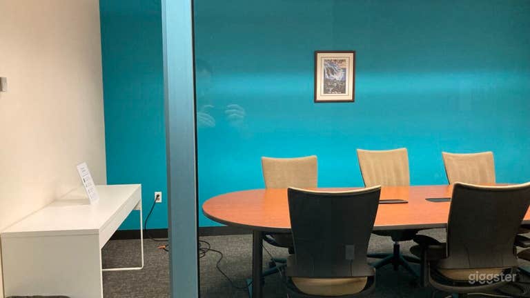  Kauai: Quiet Spacious Conference Room  