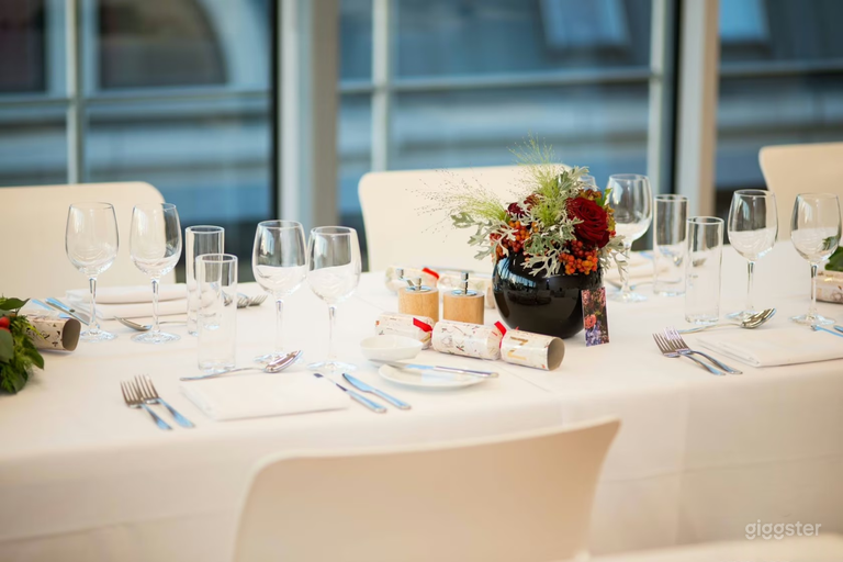  The Board Room: A Light and Bright Space 