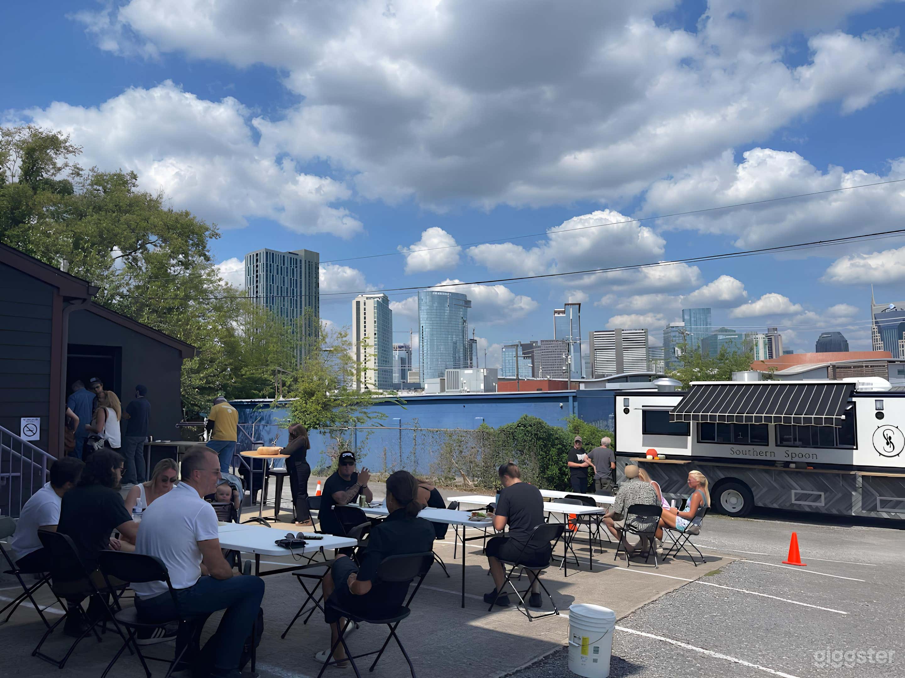 Sun-Kissed Urban Retreat Photo 2