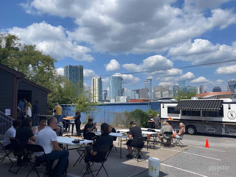  Sun-Kissed Urban Retreat 