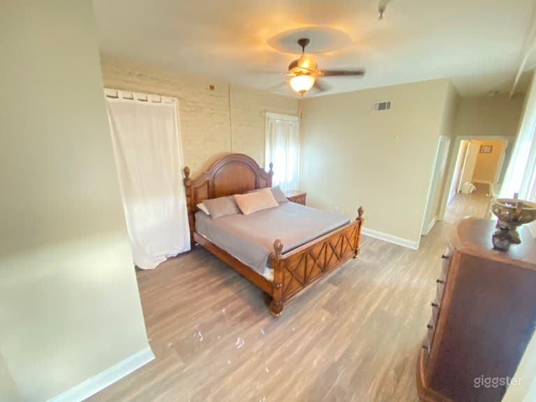  Enjoy the Big Easy! Unit E 