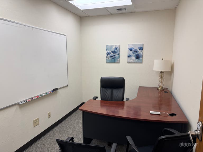  Private Office 