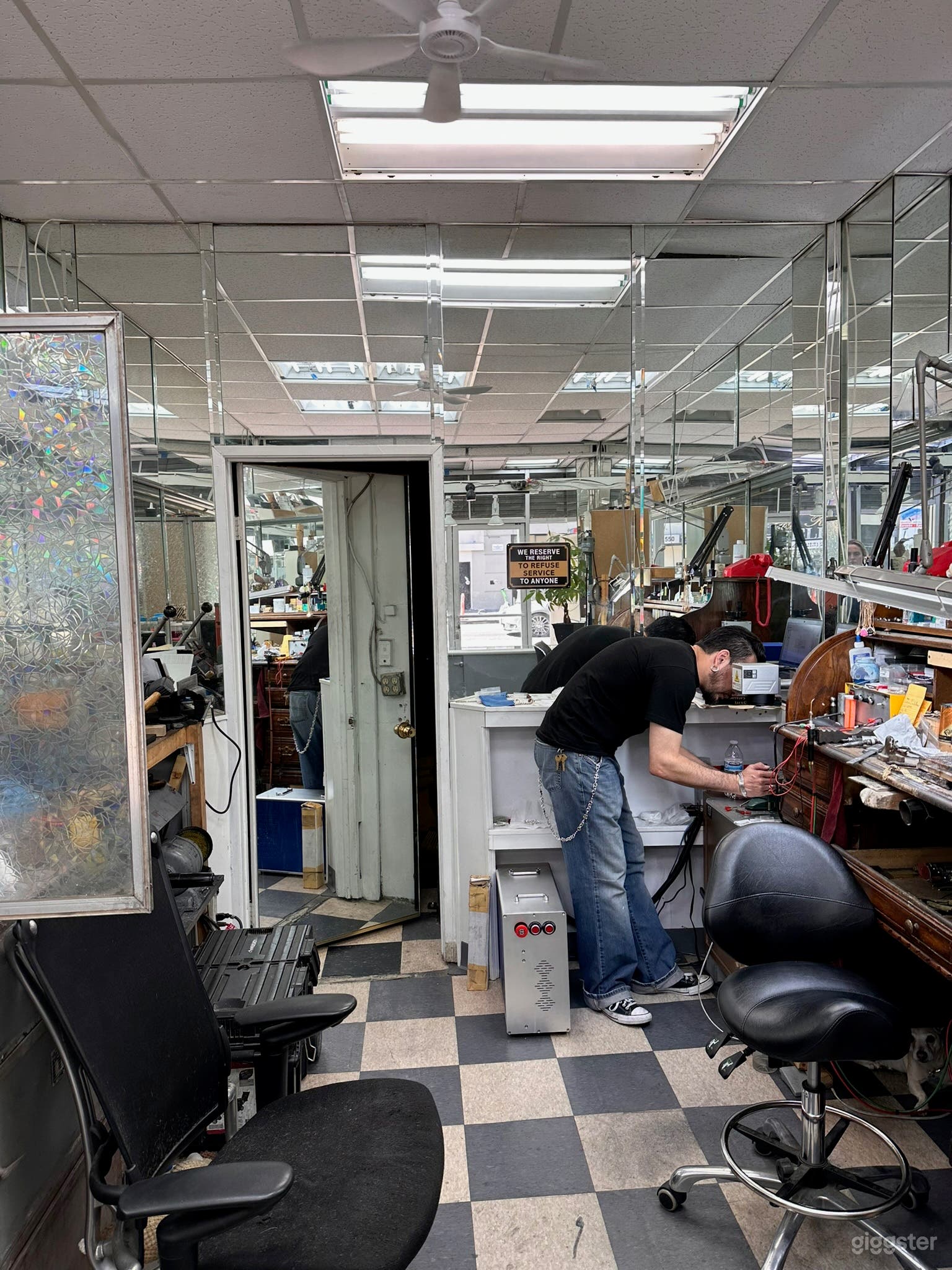 Interior Work Station