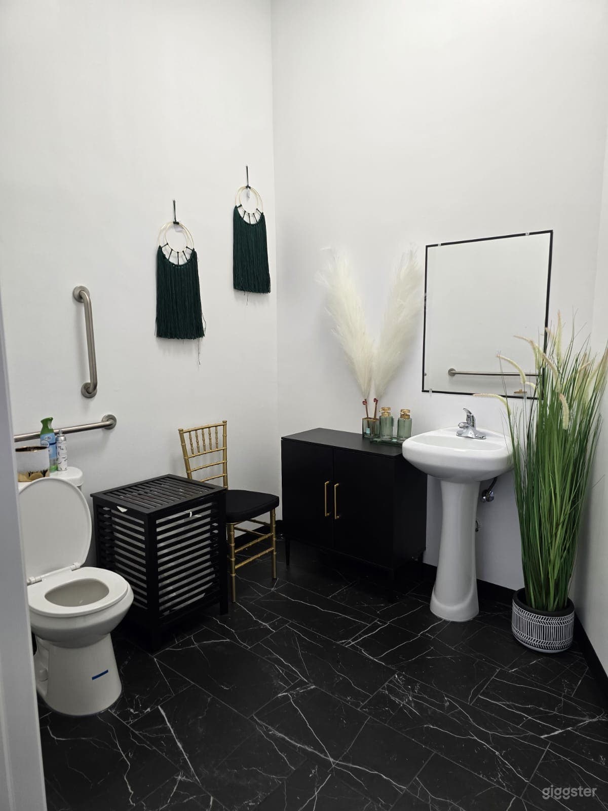 Intimate Gathering Venue  Photo 2