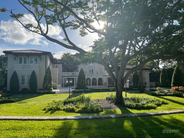  Stunning French European Villa 