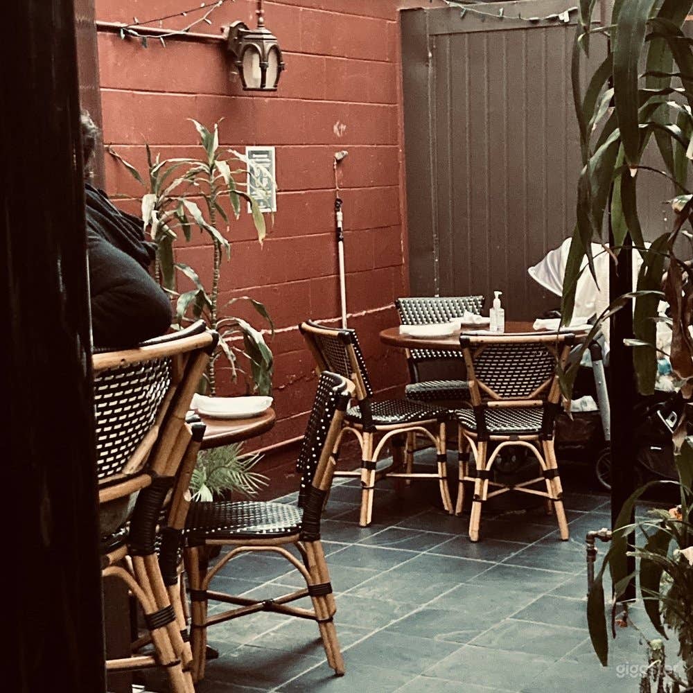 Spacious Back Patio Photo 3