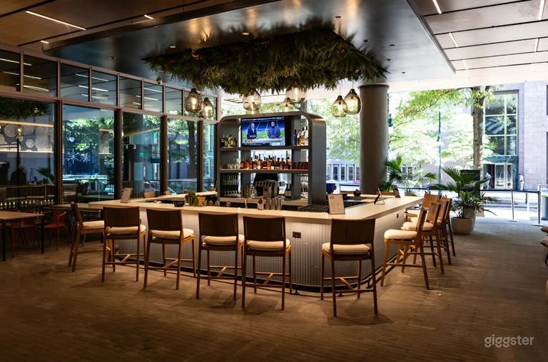  Lanai Terrace – Tropical Outdoor Tiki Bar & Lounge 