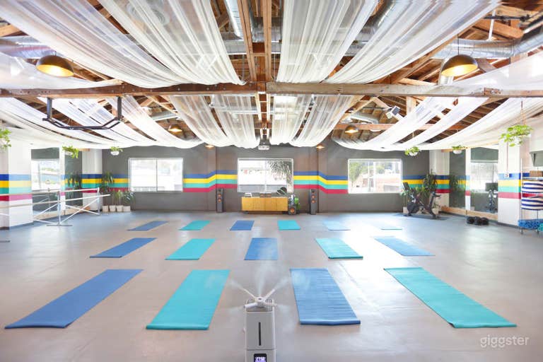  Bright & Airy Wellness Studio, Meeting Space 