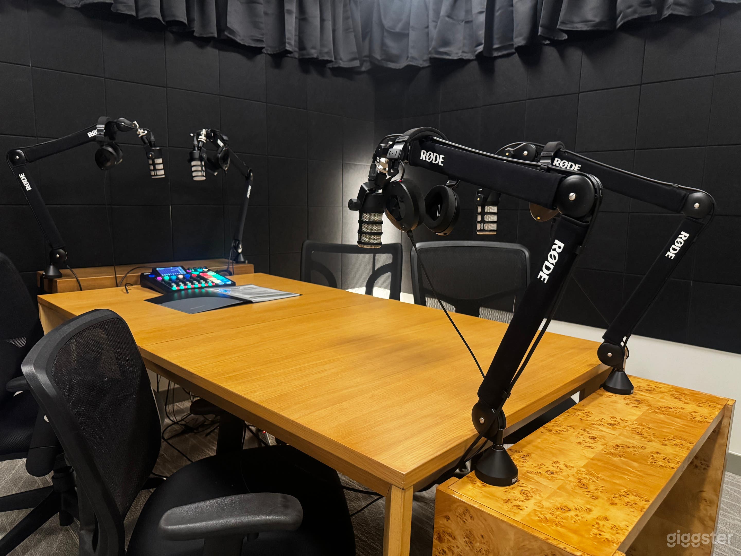 Podcast Room Photo 4