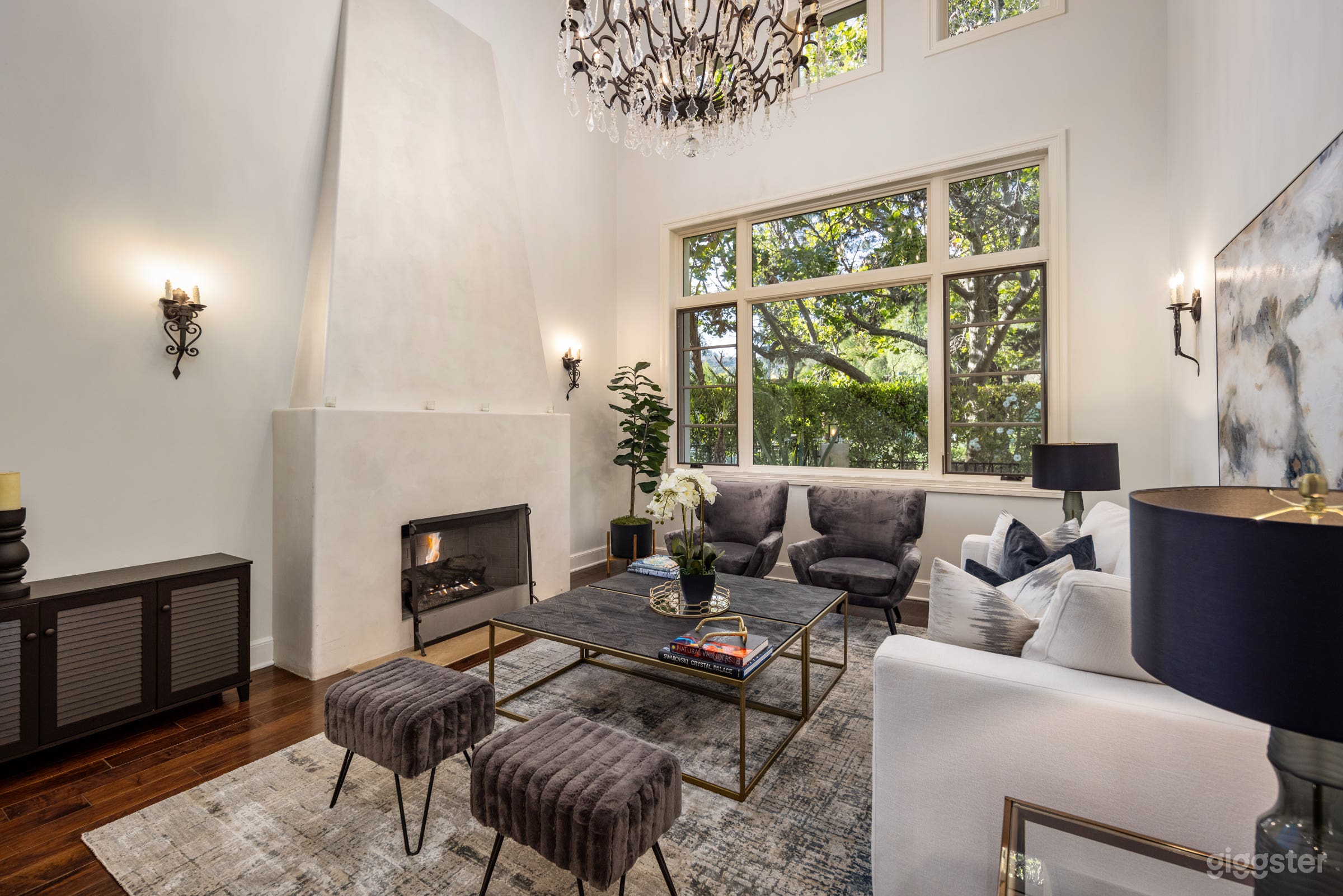 BEVERLY HILLS VILLA: MEDITERRANEAN CHIC FOR SHOOTS Photo 3