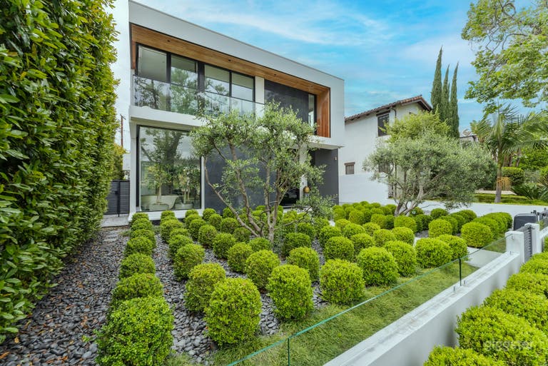  Stunning Luxury Residence w/ Pool Oasis & Outdoor Living 