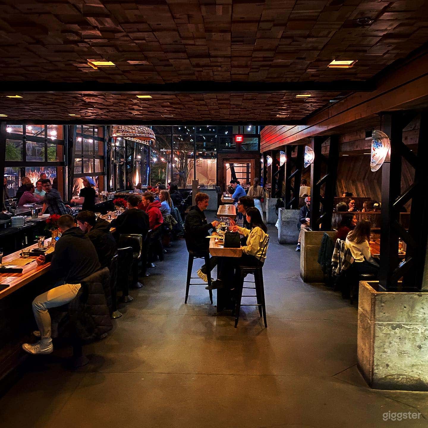 Your Neighborhood Bar and Restaurant in Chattanooga Photo 2