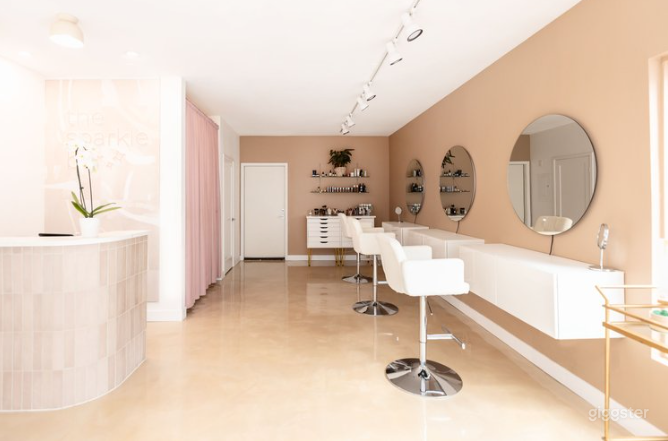 Make-up Studio in Scottsdale Photo 4