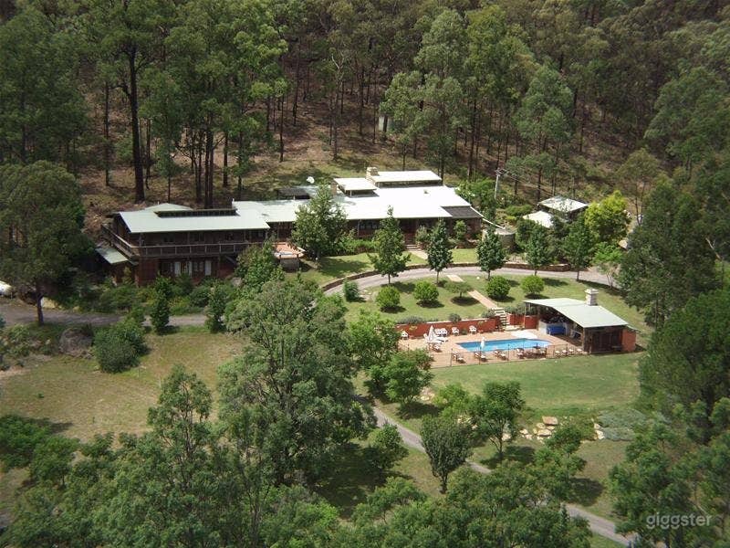 Relaxing ECO Friendly Venue with Outdoor Pool - Events, Retreats, Yoga, Meetings, Production Photo 1