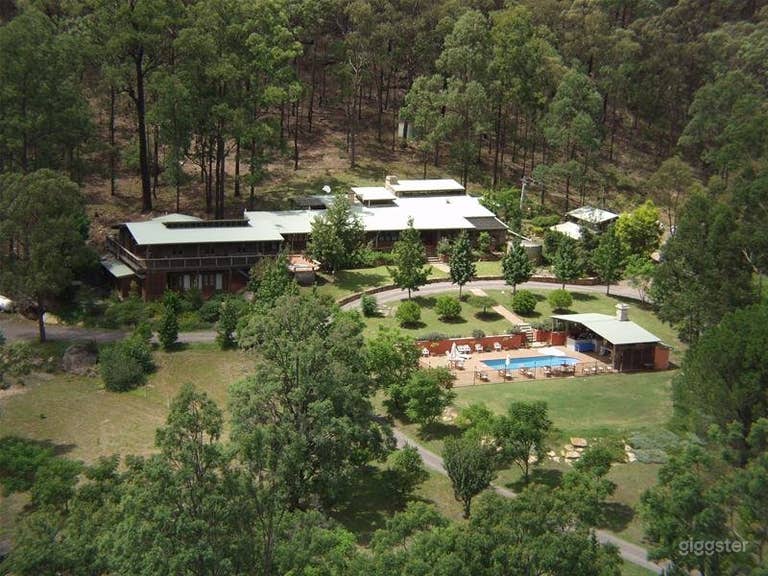  Relaxing ECO Friendly Venue with Outdoor Pool - Events, Retreats, Yoga, Meetings, Production 