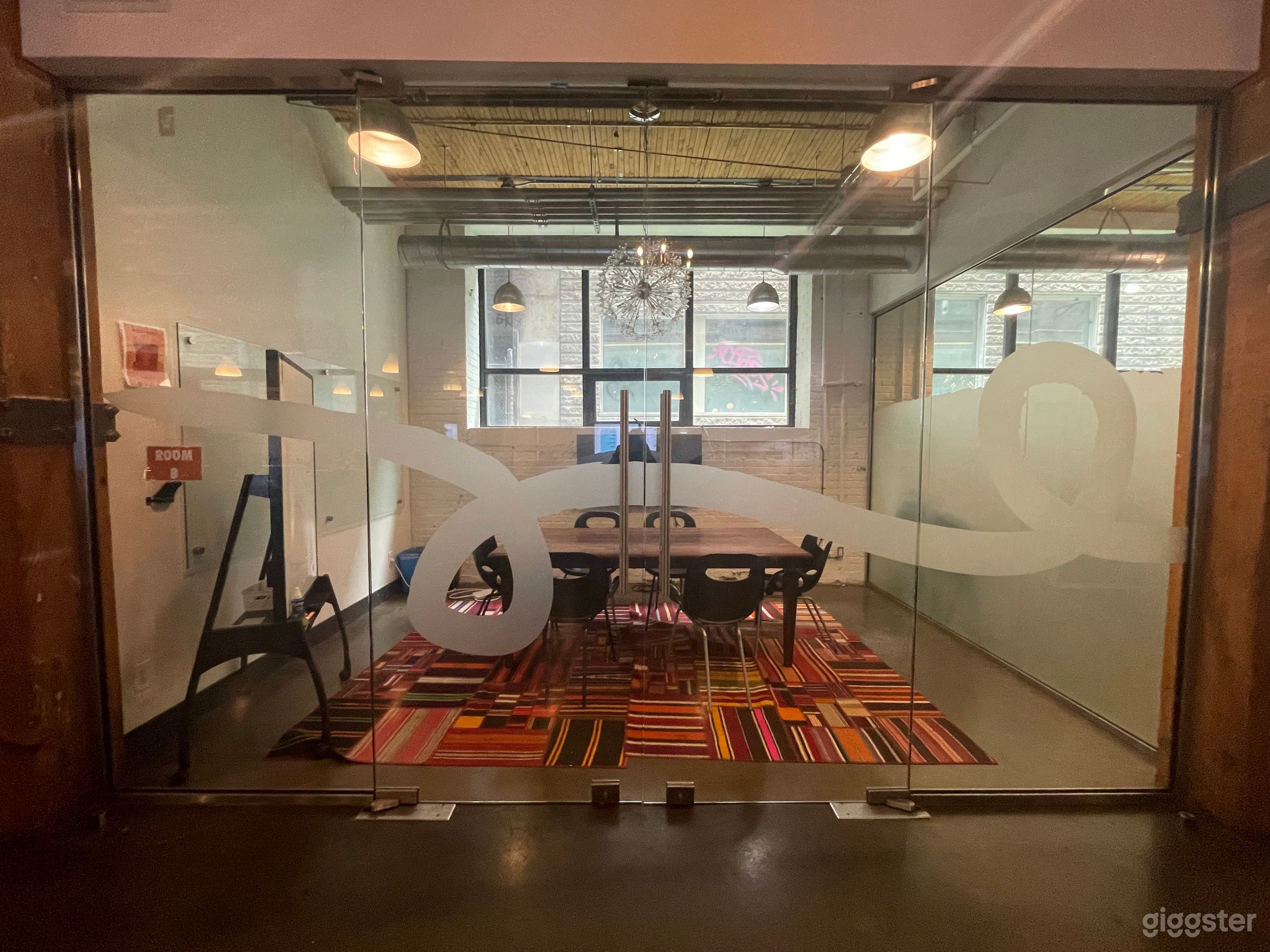 Meeting Room B for 6 Photo 2