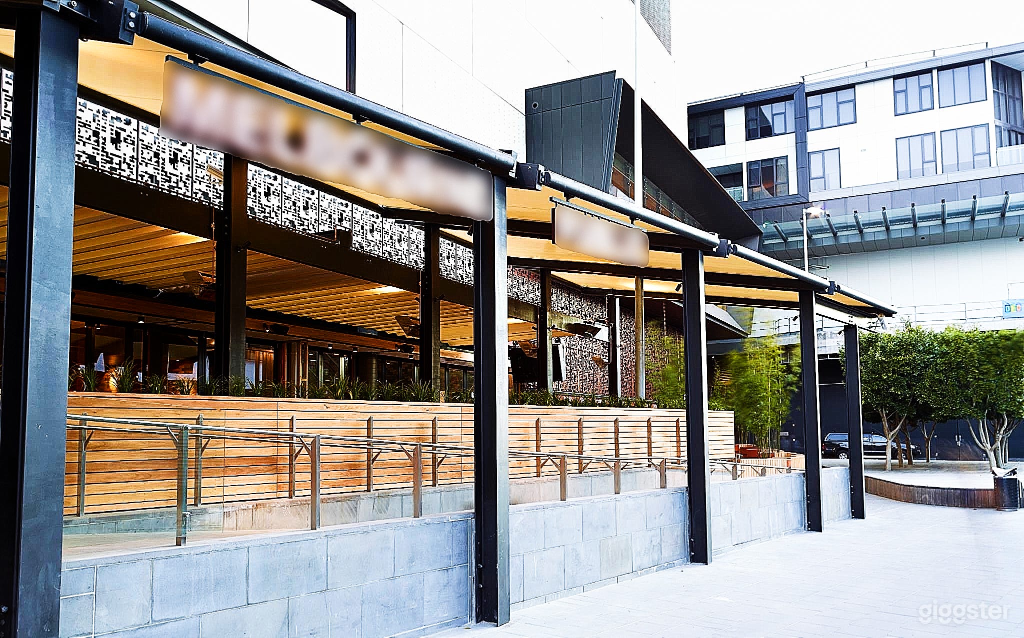 SOLE USE (Buyout) Photo 1