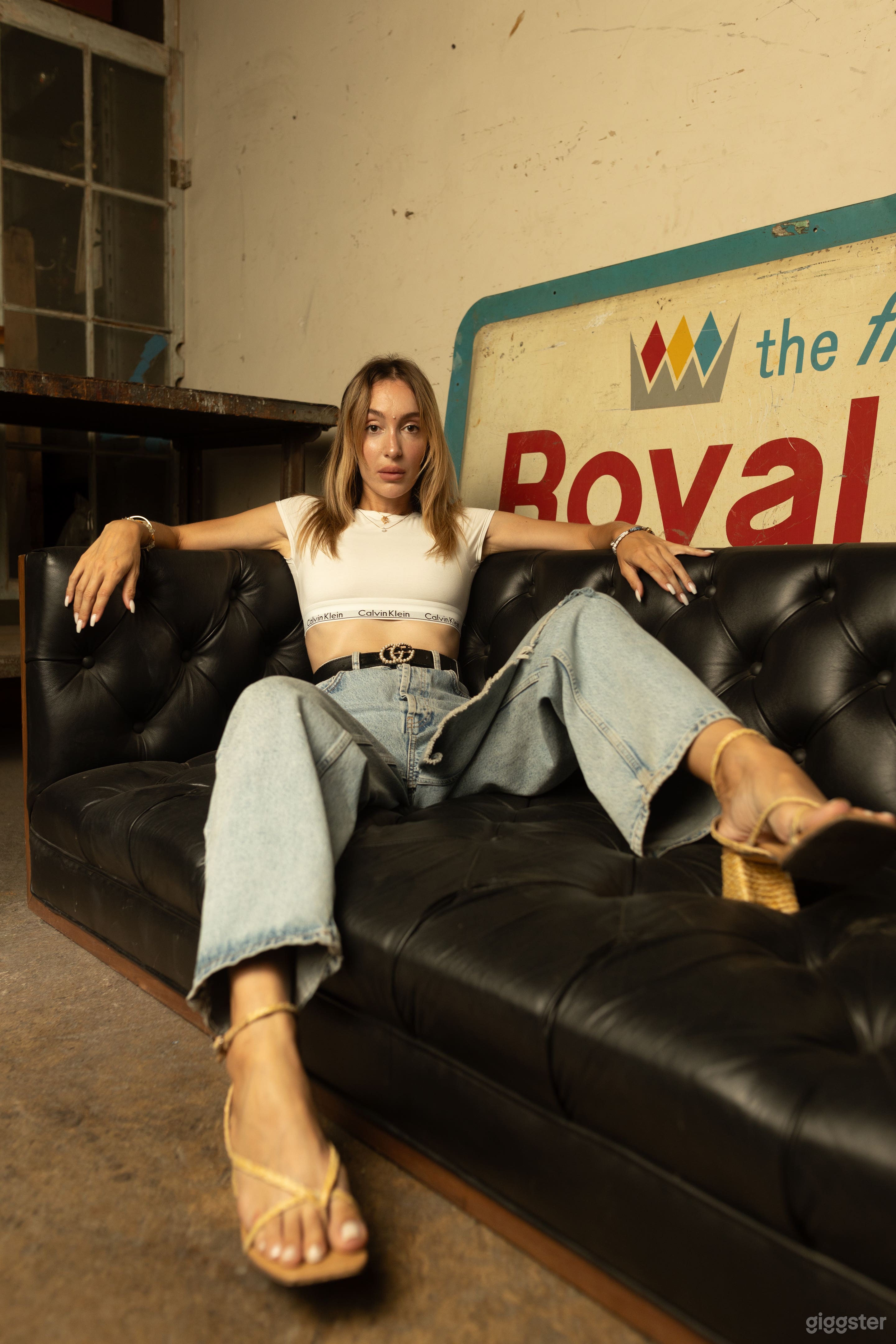 Photo Studio & Creative Space | Authentic Vintage Estethic Photo 3