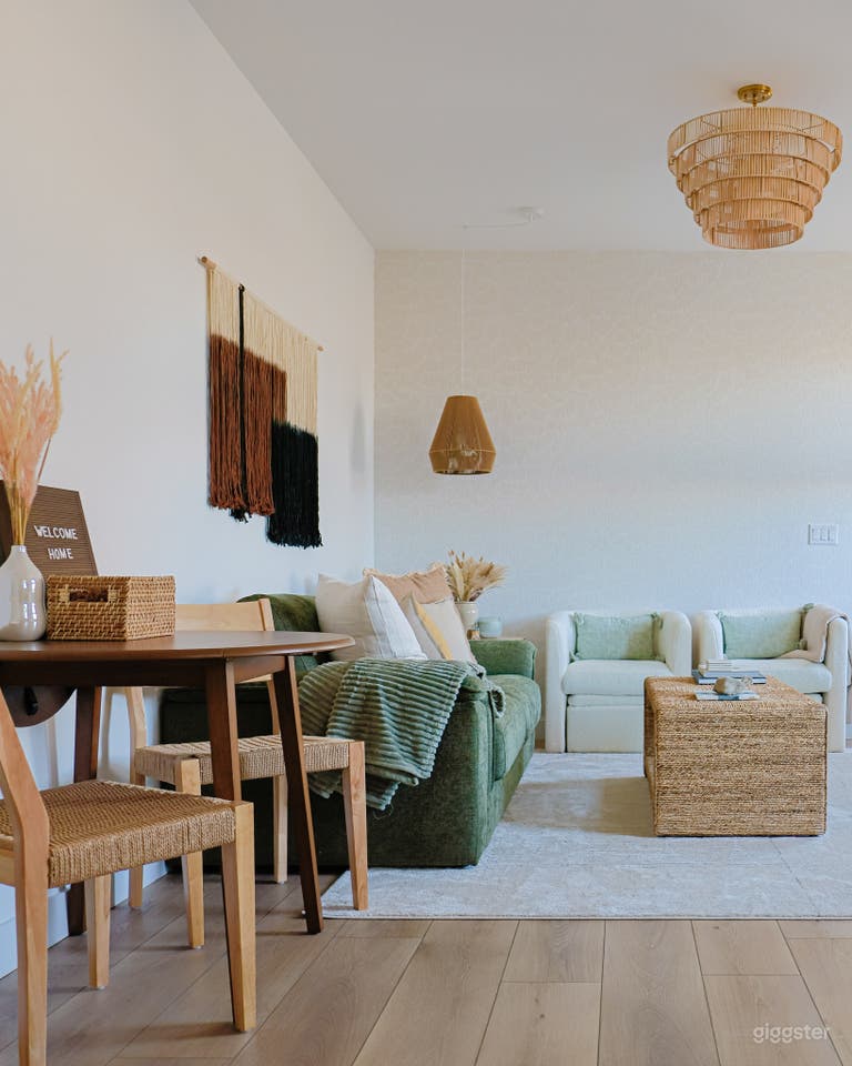  Boho House: Chic & Natural Style Designer Home 