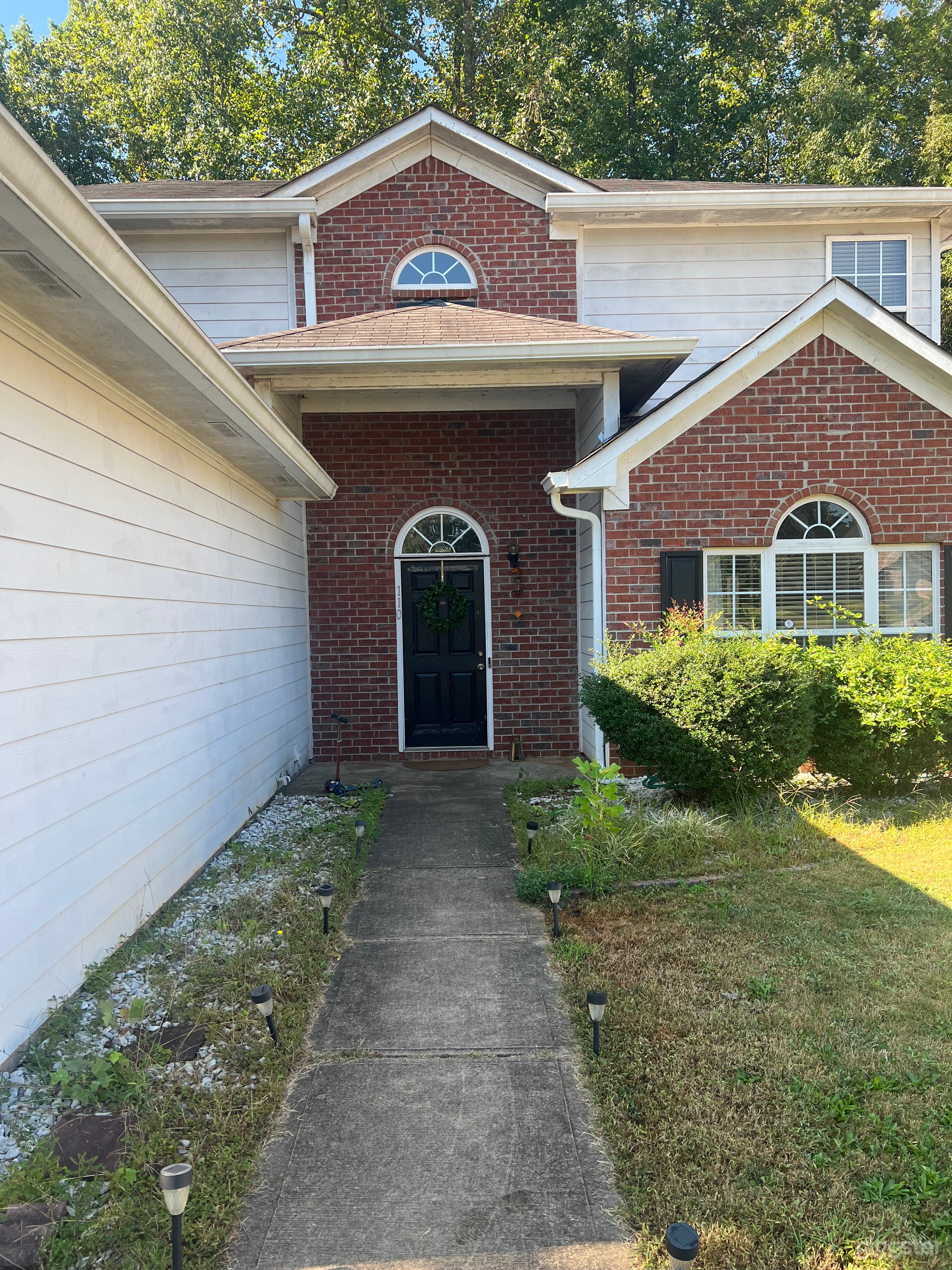 Front Entryway Wheelchair accessible