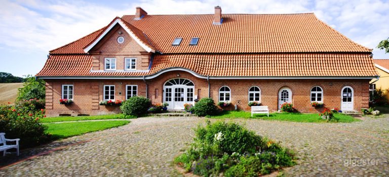  Wunderschönes Haus mit üppiger Naturkulisse (Nur Hausvermiet 