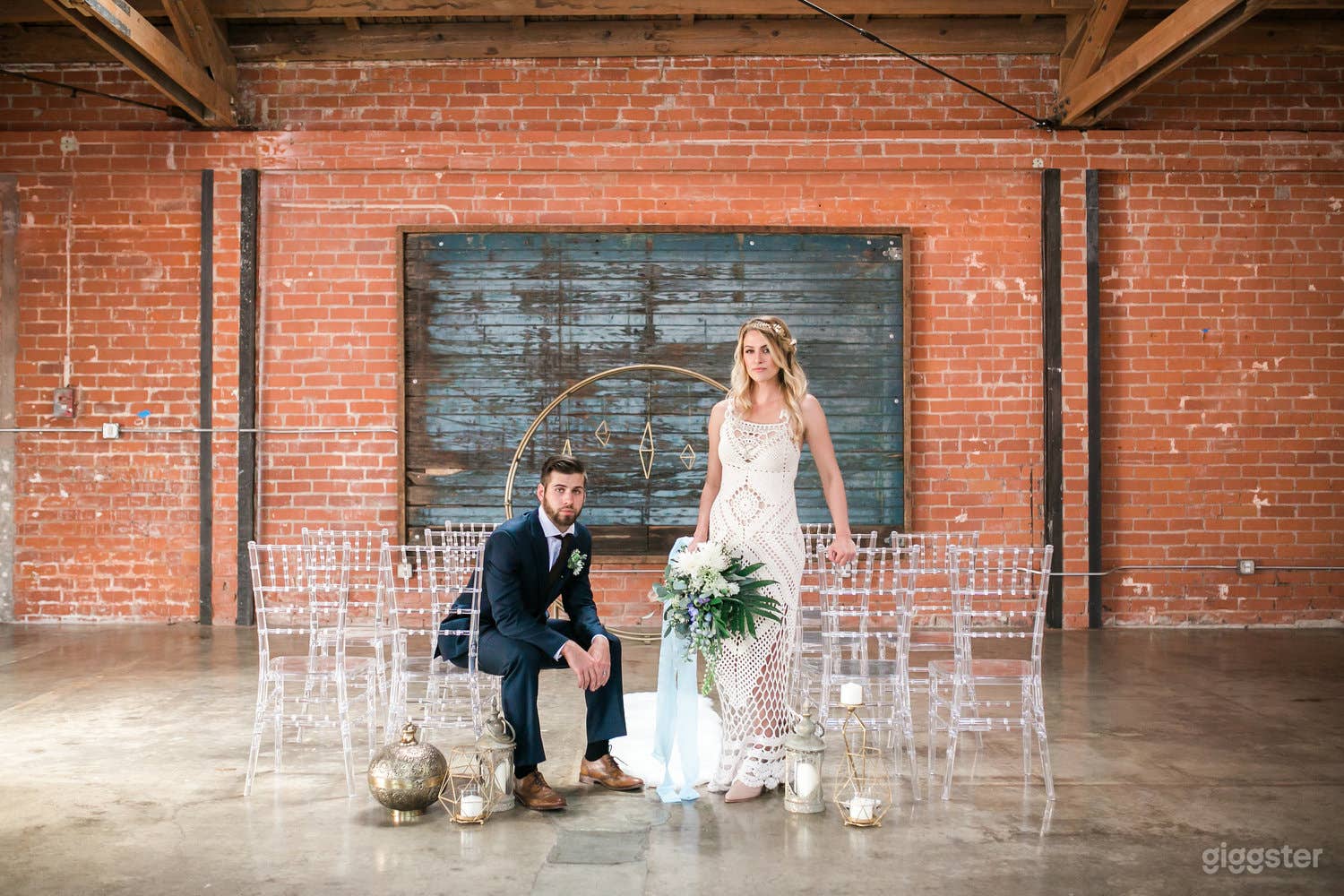 Modern Brick &amp; Wood Warehouse in LA Arts District Photo 1