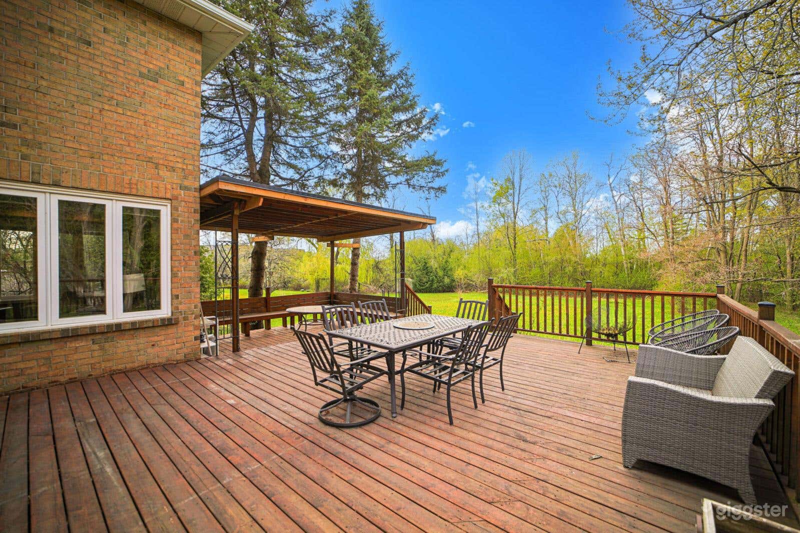 Elegant 6-Bedroom - Film &amp; Lifestyle Shoot Friendly Photo 2