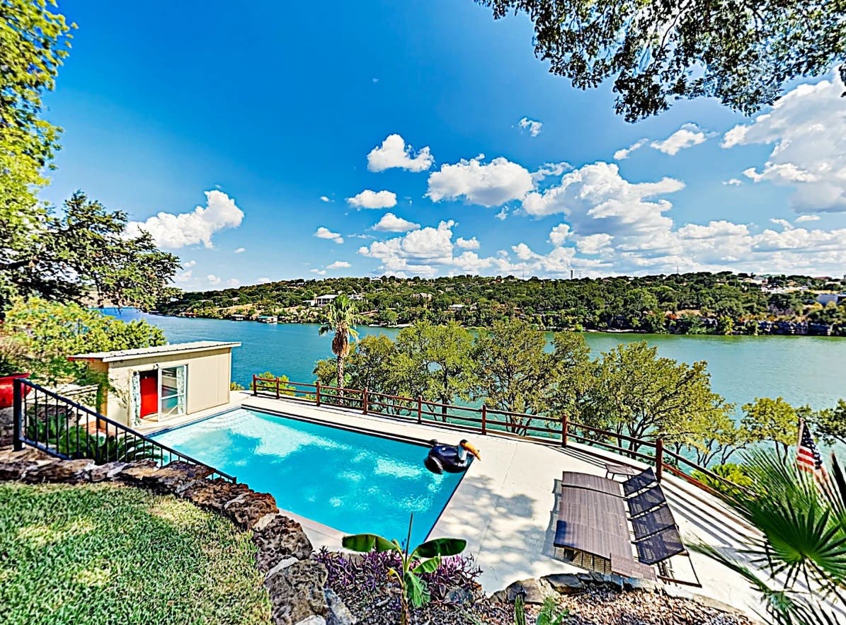 Mid-Century Modern Lake House, Private Dock &amp; Pool Photo 3