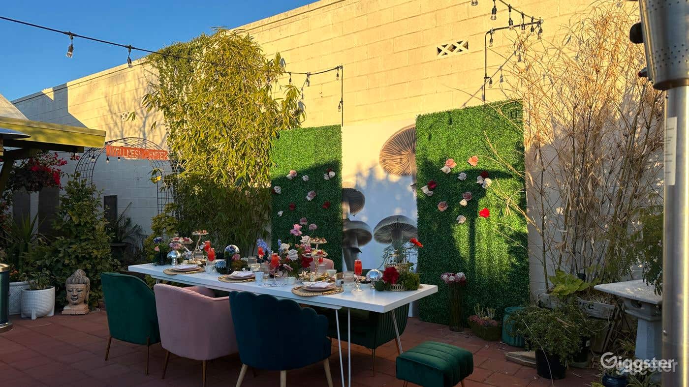 Open-Air Rustic Courtyard Photo 2