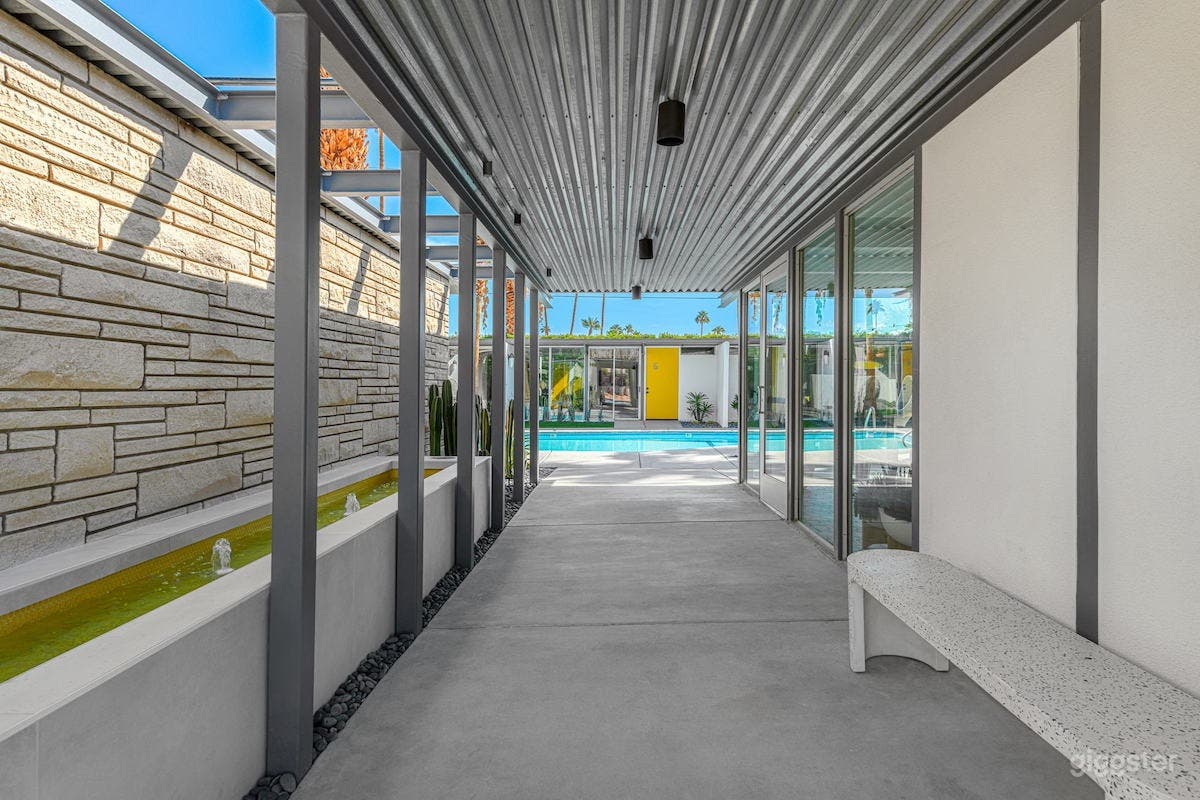 Mid-Century Modern Luxury Hotel Photo 1