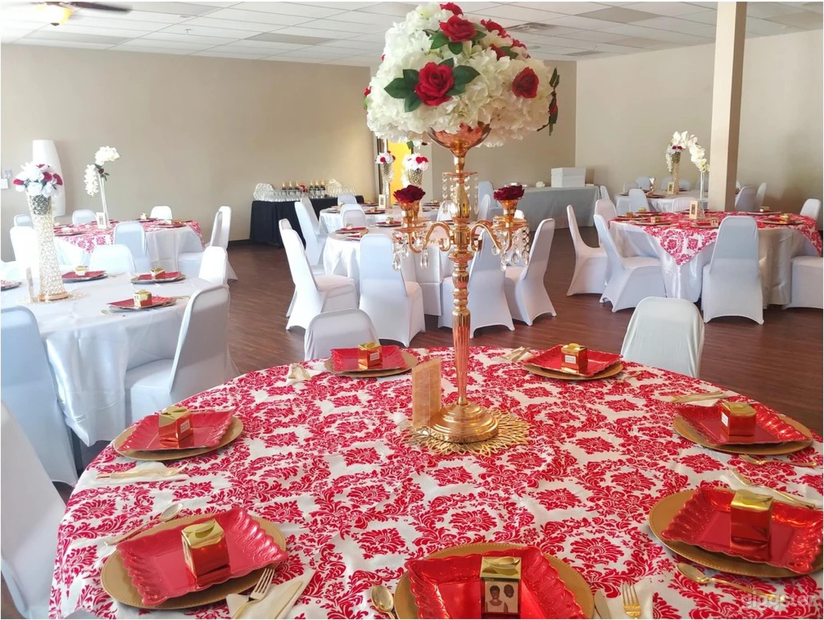 Main Conference Hall For 155 People Photo 1