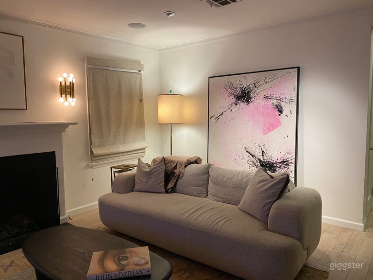  Mid-Century Eclectic in Santa Monica with Backyard 